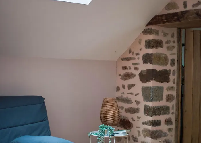 Saint-léonard-des-bois, 6 Pièces, 12 Personnes - Fr-1-410-355 Сasa de vacaciones