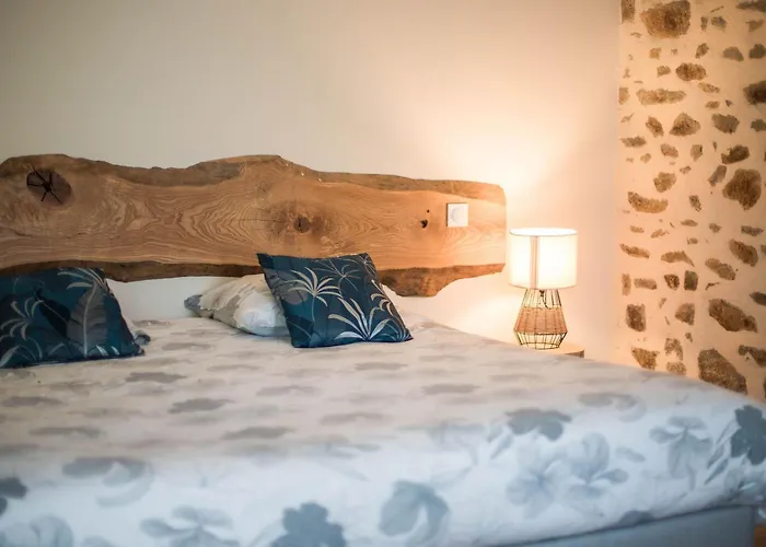 Сasa de vacaciones Saint-léonard-des-bois, 6 Pièces, 12 Personnes - Fr-1-410-355 *