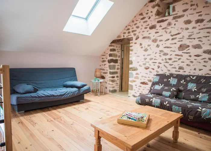 Saint-léonard-des-bois, 6 Pièces, 12 Personnes - Fr-1-410-355 * Saint-Léonard-des-Bois