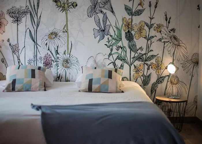 Saint-léonard-des-bois, 6 Pièces, 12 Personnes - Fr-1-410-355 Сasa de vacaciones